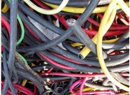 企业淘汰掉的废旧电缆，应该如何存放呢？需要注意什么呢？太原废旧电缆高价回收